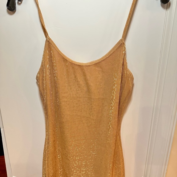 Gold Slinky dress with spaghetti straps and long-sleeve shrug - Picture 2 of 9